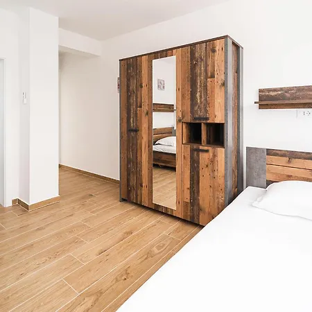 Gorgeous In With Wi-fi Holiday home Krnica