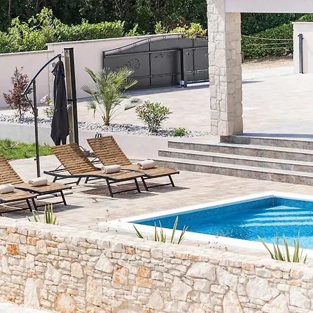 Holiday home Gorgeous In With Wi-fi