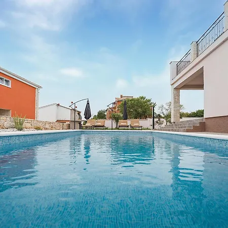 Gorgeous In With Wi-fi Holiday home